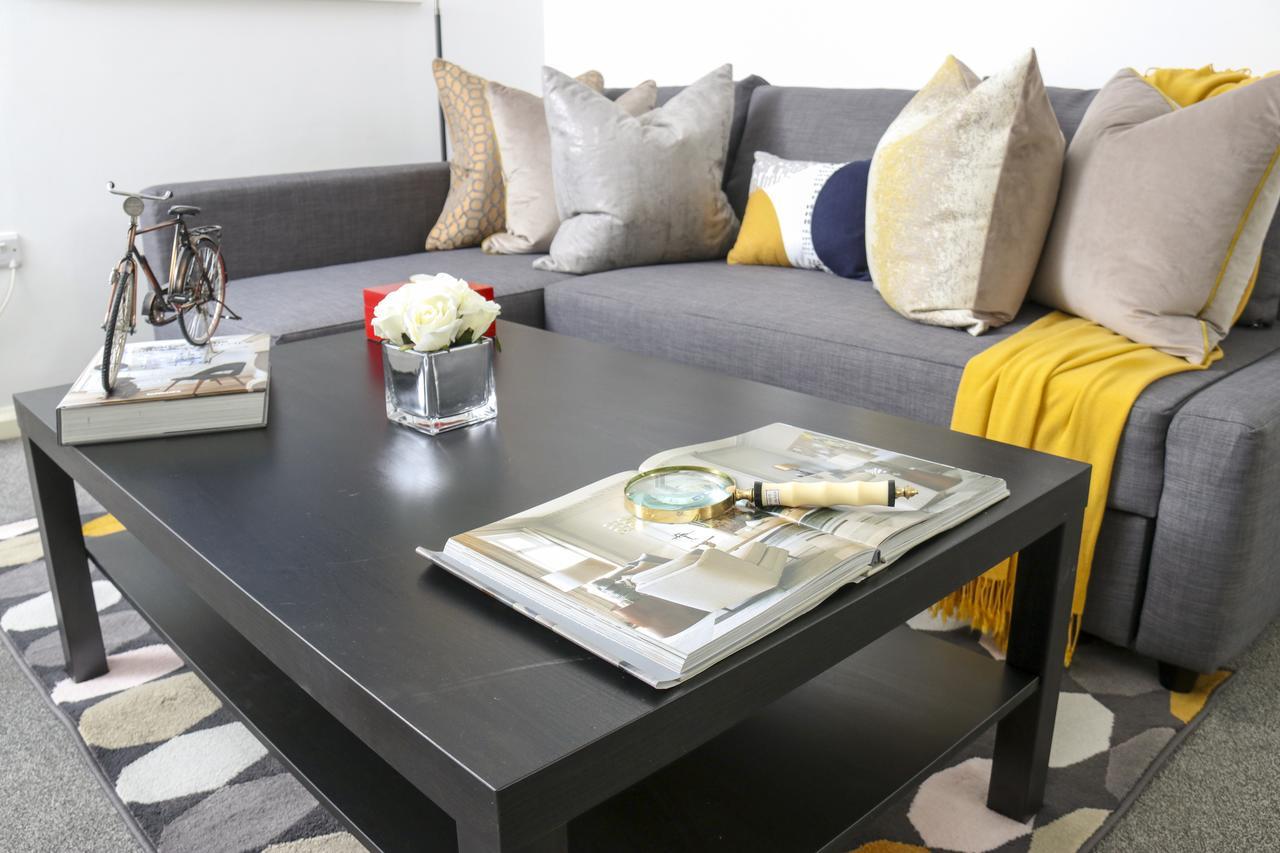 Aisiki Living At Upton Rd, Multiple 1, 2, Or 3 Bedroom Apartments, King Or Twin Beds With Free Wi-Fi & Parking Watford  Exterior foto