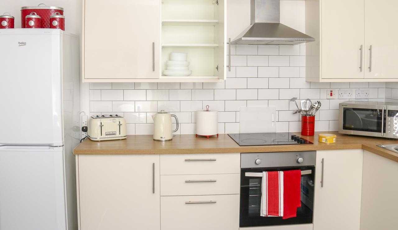 Aisiki Living At Upton Rd, Multiple 1, 2, Or 3 Bedroom Apartments, King Or Twin Beds With Free Wi-Fi & Parking Watford  Exterior foto