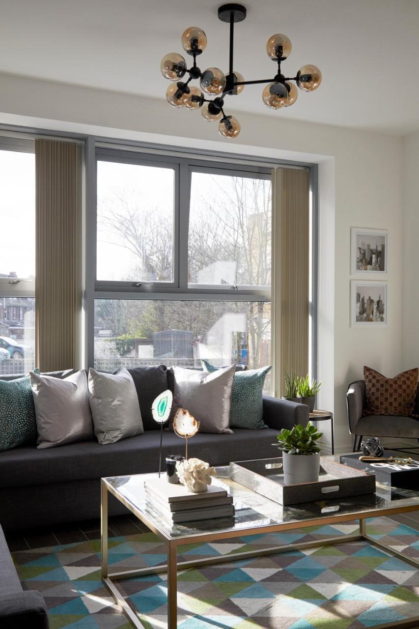 Aisiki Living At Upton Rd, Multiple 1, 2, Or 3 Bedroom Apartments, King Or Twin Beds With Free Wi-Fi & Parking Watford  Exterior foto